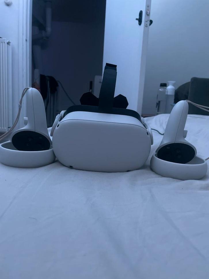 Oculus Quest 2 VR Headset moet zo snel mogelijk weg, Spelcomputers en Games, Virtual Reality, Gebruikt, Pc, VR-bril, Ophalen