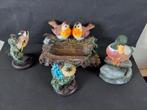 4 beeldjes met vogels, waarvan 1 waterbakje, Ophalen of Verzenden, Zo goed als nieuw, Vogel, Beeldje of Figuurtje
