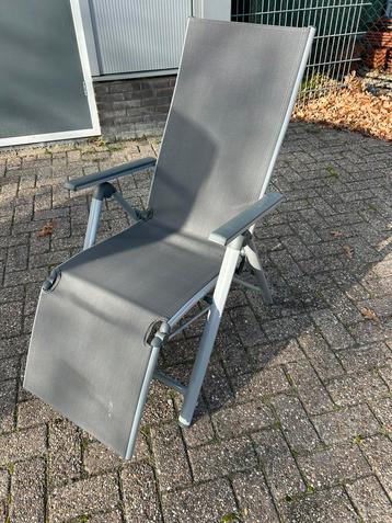 5 stuks tuinstoelen, stelbaar beschikbaar voor biedingen