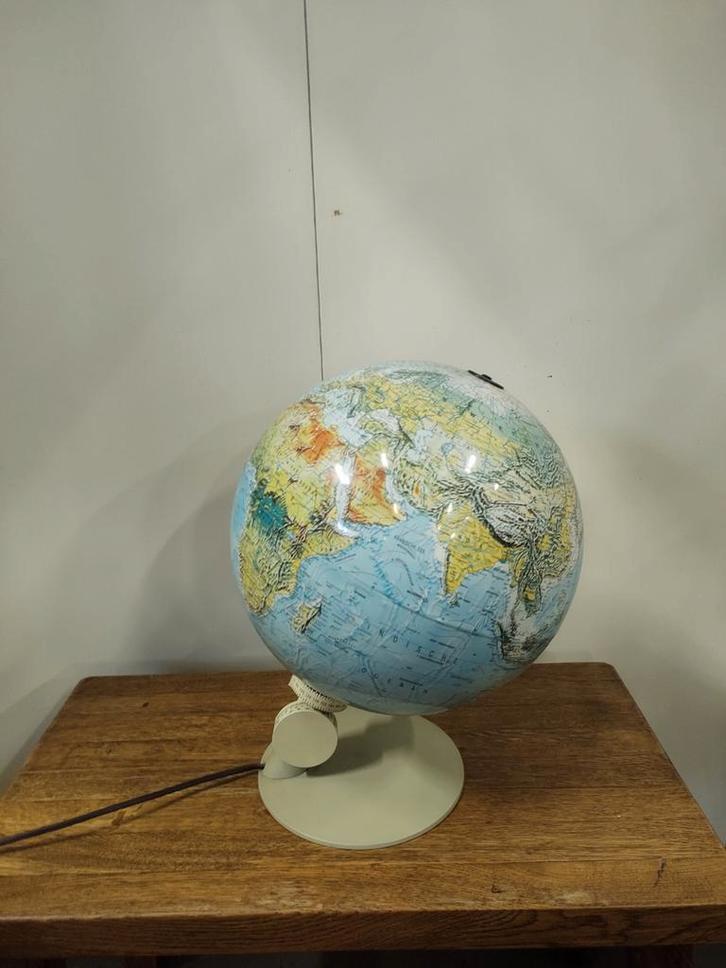 Wereldbol Scan-Globe A/S Denmark NEDERLANDSTALIG, Huis en Inrichting, Woonaccessoires | Wereldbollen, Gebruikt, Verlicht, Ophalen of Verzenden