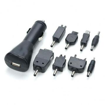 Universele 8 in 1 Autolader voor uw GSM beschikbaar voor biedingen