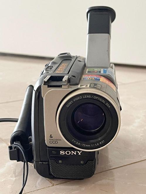 SONY DCR-TR7100E (Video8&Hi8) video camera (WERK PERFECT), Audio, Tv en Foto, Videocamera's Analoog, (Video)band, Hi 8, Ophalen of Verzenden