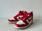 Nike Dunk High Red maat 39, Kleding | Heren, Schoenen, Verzenden, Zo goed als nieuw, Overige kleuren