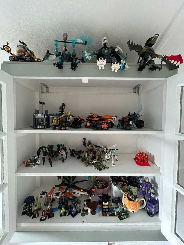 Kast met lego, Ophalen of Verzenden, Zo goed als nieuw, Complete set, Lego