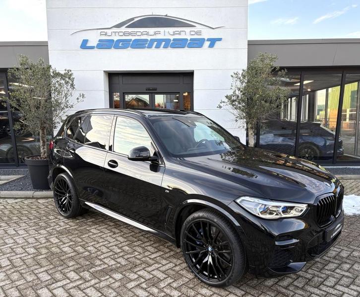 BMW X5 40d M-Sport| Panodak| Trekhaak| Soft Close| Head-Up, Auto's, BMW, Bedrijf, Te koop, X5, 360° camera, ABS, Achteruitrijcamera