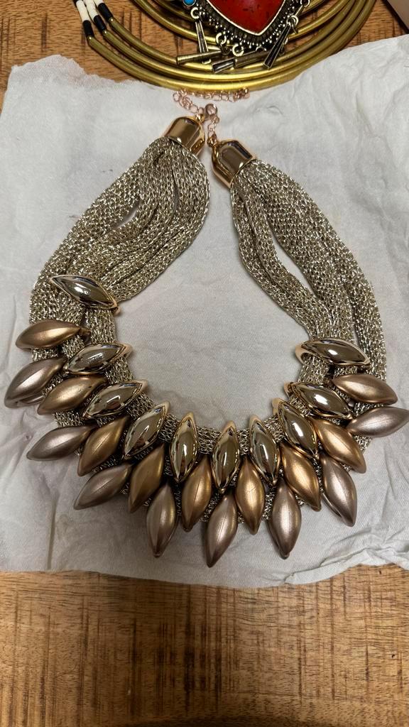 Gouden ketting met bladvormige details, Sieraden, Tassen en Uiterlijk, Kettingen, Zo goed als nieuw, Overige materialen, Goud