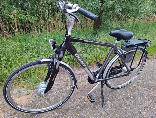 Zeer nette Giant twist E-bike, lage kilometerstand!✅️, Fietsen en Brommers, Fietsen | Heren | Herenfietsen, Zo goed als nieuw