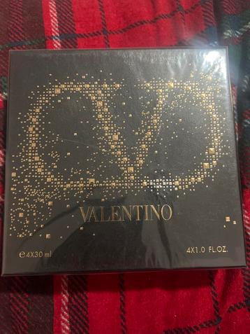 Valentino Born in Roma Geschenkset - Nieuw beschikbaar voor biedingen