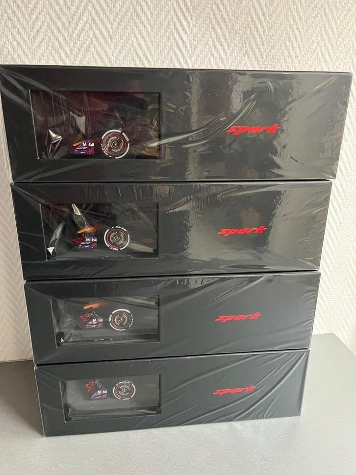 Las Vegas Max Verstappen 18S972 RB19 Spark, Hobby en Vrije tijd, Modelauto's | 1:18, Nieuw, Auto, Overige merken, Ophalen of Verzenden