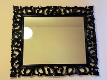 Klassieke Brocante Spiegel beschikbaar voor biedingen