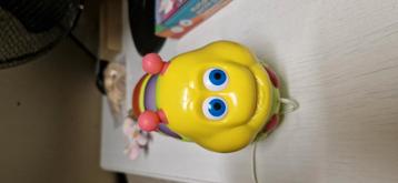 Rups met geluid beschikbaar voor biedingen