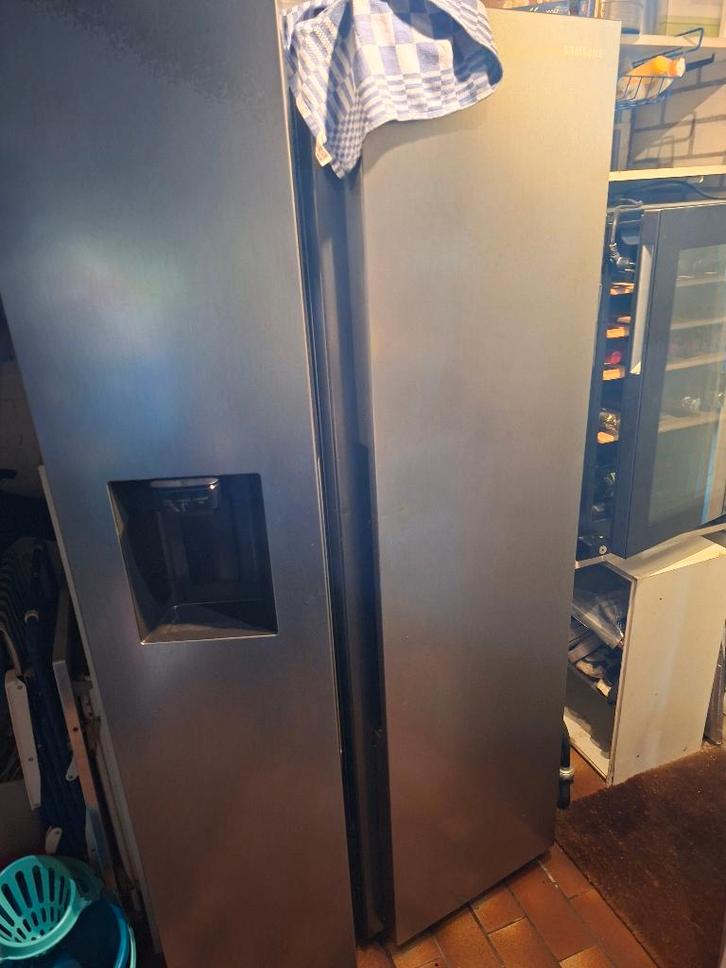 Amerikaanse koelvries combinatie (D02), Witgoed en Apparatuur, Koelkasten en IJskasten, Gebruikt, Met aparte vriezer, 200 liter of meer