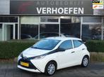 Toyota Aygo 1.0 VVT-i x - AIRCO - CRUISE CONTROL - DEALER ON, Auto's, Toyota, Origineel Nederlands, Te koop, Benzine, 4 stoelen