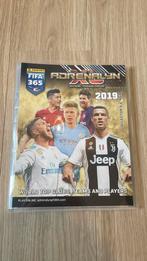 Panini verzamelboek 2019 inclusief kaarten, Hobby en Vrije tijd, Stickers en Plaatjes, Ophalen of Verzenden, Zo goed als nieuw