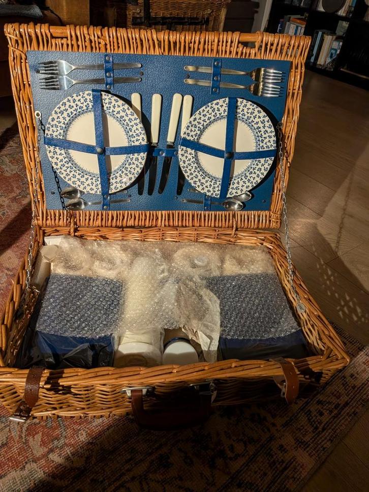 Originele Britse Picknickmand - Nieuwstaat!, Auto diversen, Dakkoffers, Zo goed als nieuw, Ophalen of Verzenden