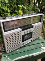 Draagbare radio ITT, Ophalen of Verzenden, Zo goed als nieuw, Radio