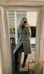 Grijs blauwe ruit burberry trenchcoat lange jas 36 34 ZGAN !, Grijs, Ophalen of Verzenden, Zo goed als nieuw, Maat 36 (S)