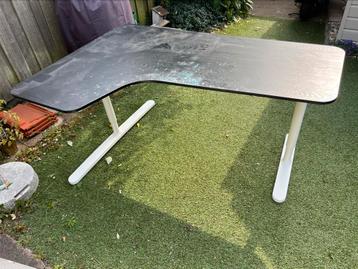 Hoek bureau ikea gratis ophalen