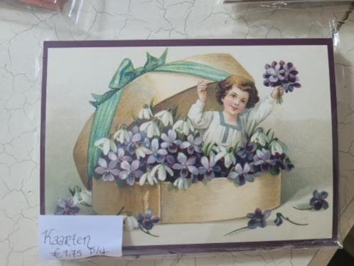 romantische kaart kindje in doos foto 1, Antiek en Kunst, Curiosa en Brocante, Ophalen of Verzenden