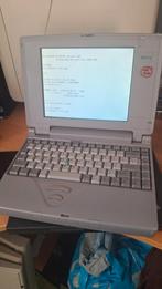 Mooie vintage toshiba t2110 met alle klepjes en dos 5, Computers en Software, Vintage Computers, Ophalen of Verzenden