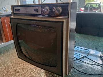 Vintage Universum Draagbare TV beschikbaar voor biedingen