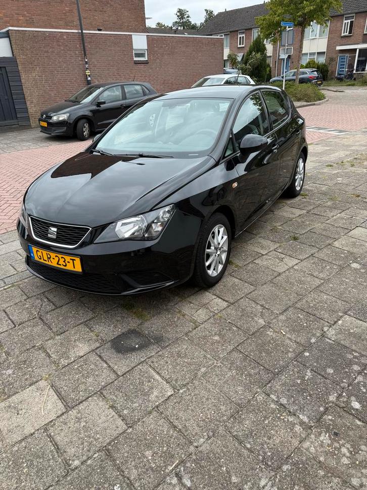 Seat Ibiza 1.0 EcoTSI 70KW 5DRS 2016 Zwart Carplay, Auto's, Seat, Particulier, Ibiza, ABS, Airbags, Airconditioning, Android Auto