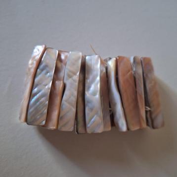 Parelmoer armband classic beschikbaar voor biedingen