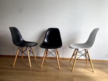 Charles Eames DSR replica stoelen – 3 stuks – goede staat beschikbaar voor biedingen