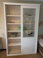 Witte houten vitrinekast / buffetkast met schuifdeuren, Huis en Inrichting, Ophalen, Gebruikt, 100 tot 150 cm, 25 tot 50 cm