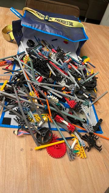 Knex speelgoed 1,5 kg beschikbaar voor biedingen