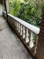 8 keer 1 meter stenen hek en 2 pilaren, Tuin en Terras, Schuttingen, Ophalen, Overige materialen, Gebruikt, 6 meter of meer