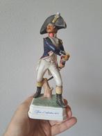 Officier infanterie 1812 van porselein Goebel 6x9x20cm, Verzamelen, Beelden en Beeldjes, Ophalen of Verzenden, Zo goed als nieuw