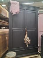 Mooie buffetkast broodkast kast, Ophalen, 100 tot 150 cm, 200 cm of meer, Zo goed als nieuw