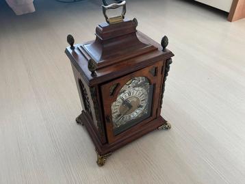 Wubo Tafelklok - Prachtige Decoratie beschikbaar voor biedingen