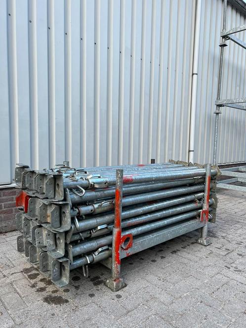Schroefstempels zwaar VERHUUR, Doe-het-zelf en Verbouw, Steigers, Zo goed als nieuw, Ophalen of Verzenden
