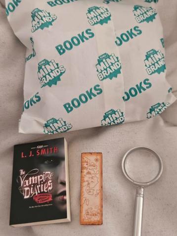 Mini Brands Books The Vampire Diaries Compleet! beschikbaar voor biedingen