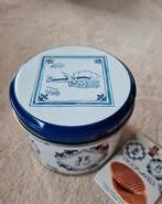 Nieuw KLM Stroopwafel blik van Daelmans in delftsblauw stijl, Verzamelen, Blikken, Ophalen of Verzenden, Nieuw