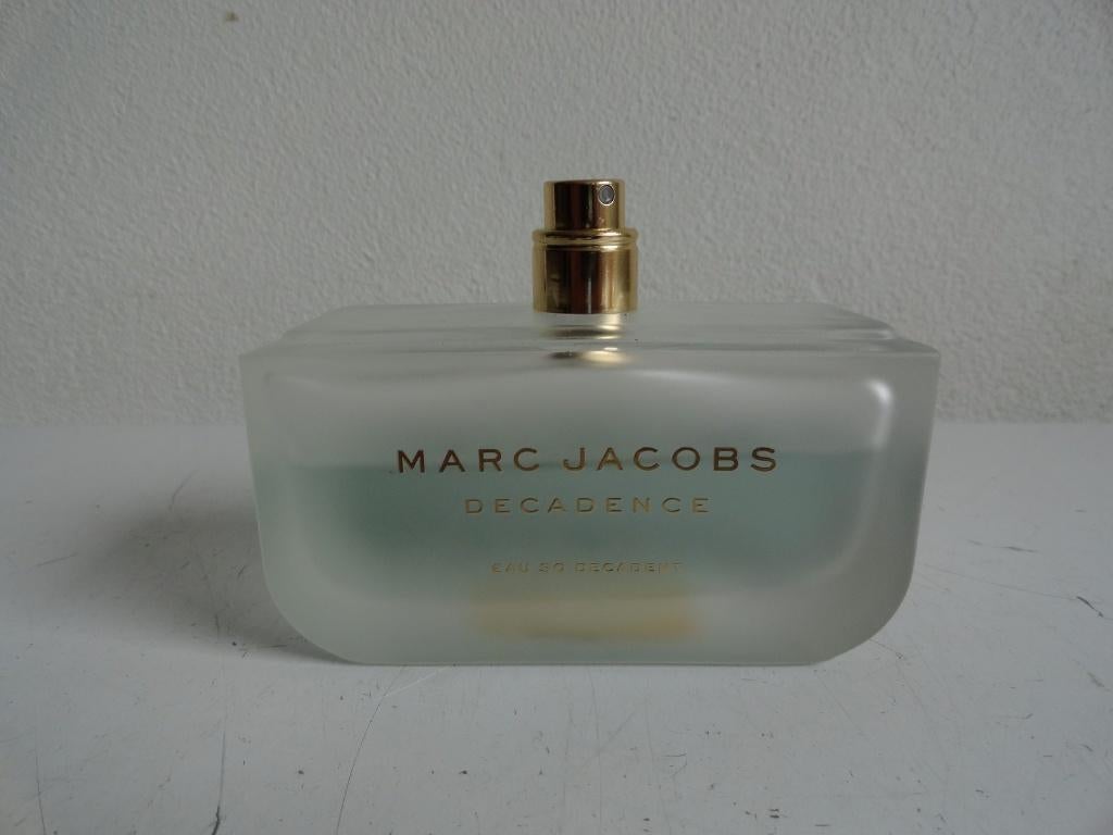 Mark Jacobs, Decadence, eau so decadent edt zeldzaam dames, Sieraden, Tassen en Uiterlijk, Uiterlijk | Parfum, Ophalen of Verzenden