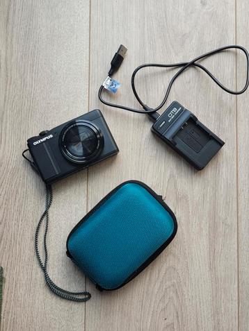 Olympus Stylus XZ-10 Camera + Hoesje & Oplader beschikbaar voor biedingen