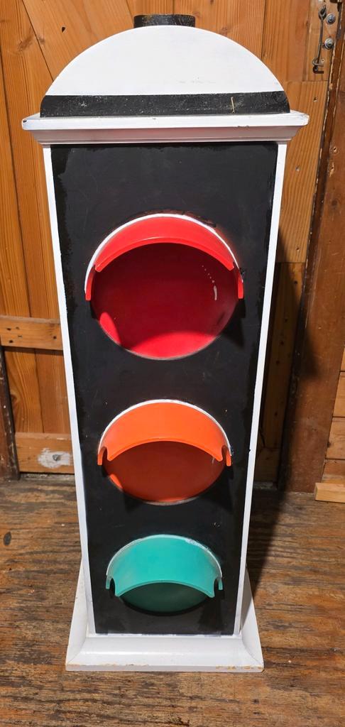 Stoplicht kast kastje circa 110 x 35 cm verkeerslicht, Huis en Inrichting, Kasten | Overige, Gebruikt, Ophalen