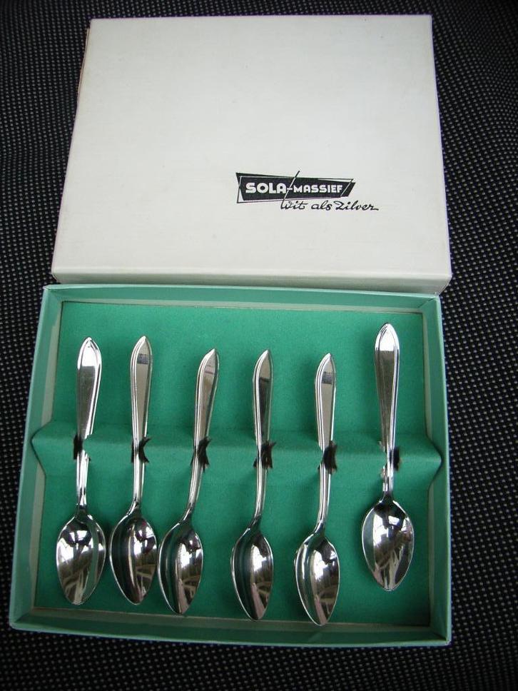 6 SOLA GZ advocaatlepeltjes model 430 puntfilet in doosje, Antiek en Kunst, Antiek | Bestek, Ophalen of Verzenden