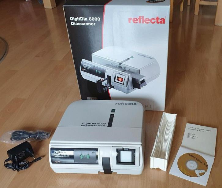 Reflecta Diascanner DigitDia 6000, Computers en Software, Scanners, Zo goed als nieuw, Diascanner, Ingebouwde Wi-Fi, Ophalen of Verzenden