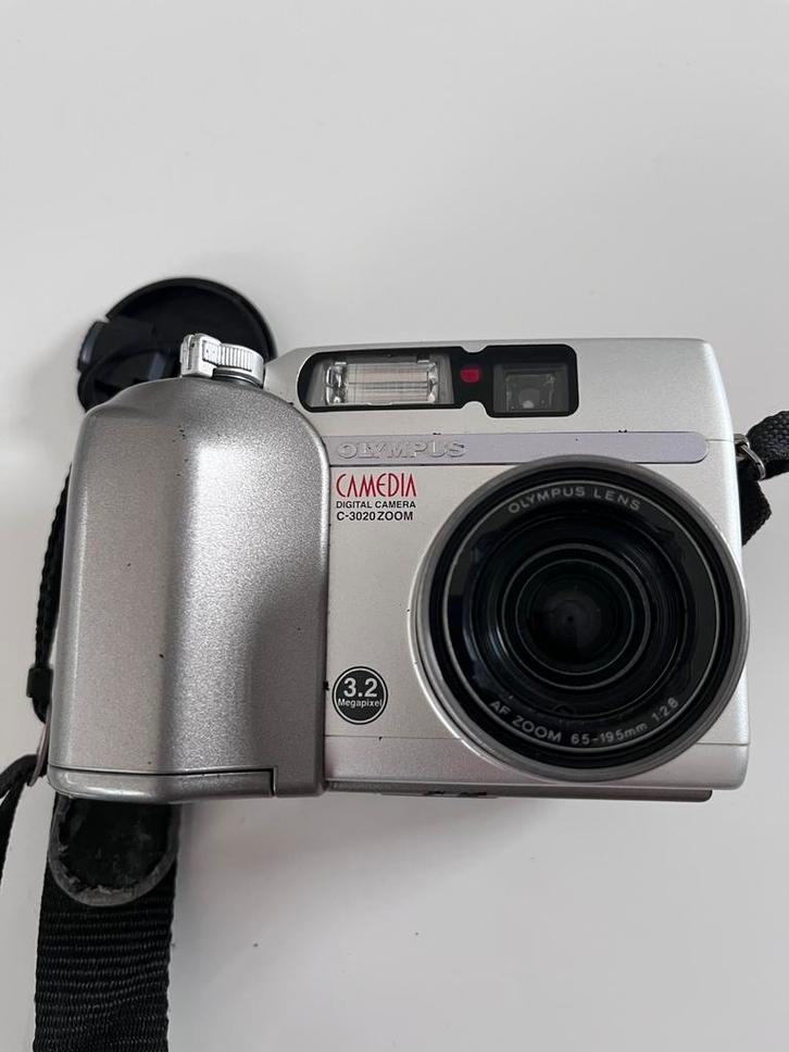Olympus C-3020 Zoom 3.2MP Digital Camera, Audio, Tv en Foto, Fotocamera's Digitaal, Olympus, Ophalen of Verzenden