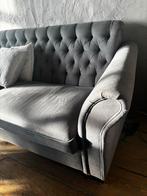 Stijlvolle grijze bank met knopen en 2 stoelen, Ophalen, Gebruikt, 75 tot 100 cm, Rechte bank