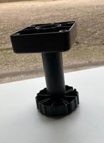 Stelpoot voor keukenkastjes merk franko, Tafelpoot, Kunststof, Gebruikt, Vierkant