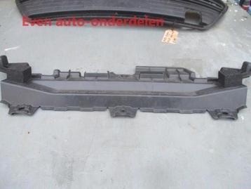 Toyota Cover, voorbumper, onder zijde  landcruiser type 150 beschikbaar voor biedingen