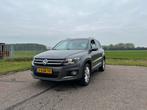 Volkswagen Tiguan 1.4 TSI 118KW BMT 2013 Grijs, Auto's, Voorwielaandrijving, 15 km/l, 4 cilinders, 160 pk
