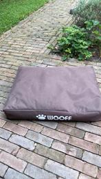 Bruin hondenkussen wooff 75x55x15 all weather, Ophalen, Zo goed als nieuw
