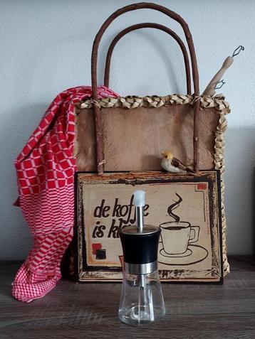 Suikerpot suikerstrooier beschikbaar voor biedingen