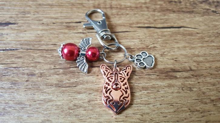 Sleutelhanger Welsh corgi pembroke A met beschermengeltje, Dieren en Toebehoren, Honden-accessoires, Nieuw, Verzenden